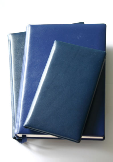 Ежедневник синий и записные книжки тёмно-синие из натуральной кожи
